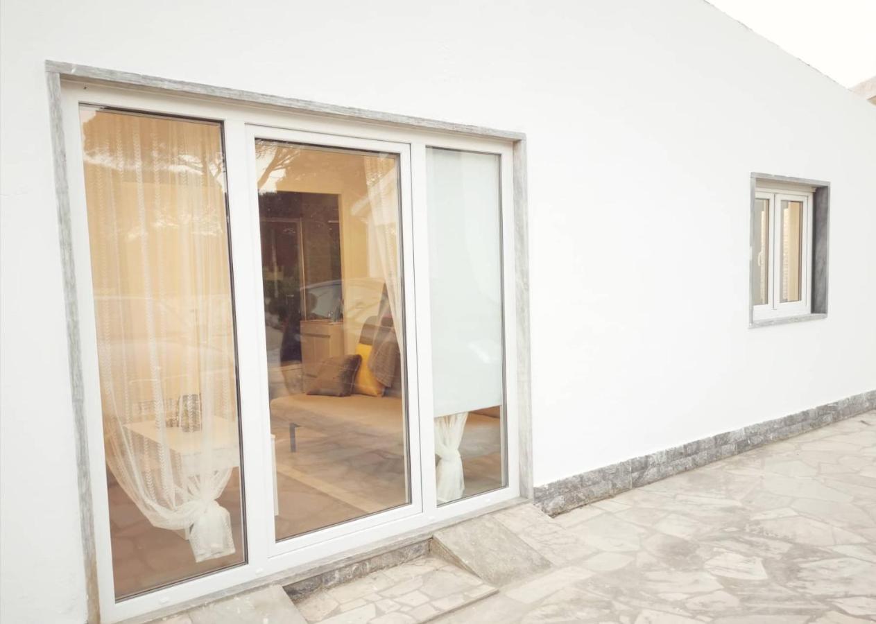 Small House With Private Park And Yard Terrujem Exterior foto