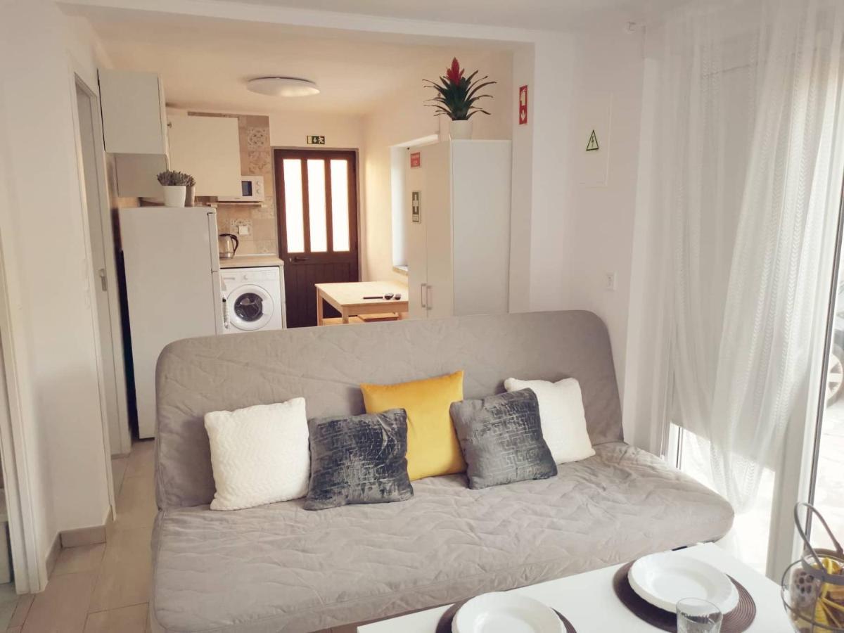 Small House With Private Park And Yard Terrujem Exterior foto